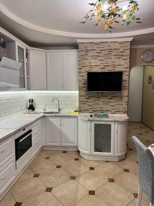 Сдам 2-х комнатную квартиру 17000 м. ПОЗНЯКИ  пр.ГРИГОРЕНКА 12