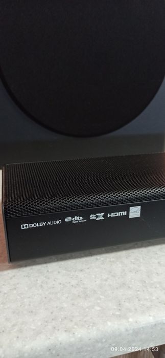 Продам саундбар Samsung Q60T
