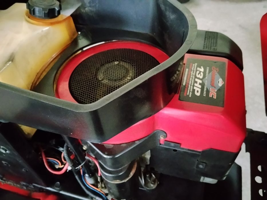 Kosiarka Traktorek Husqvarna Yard Pro