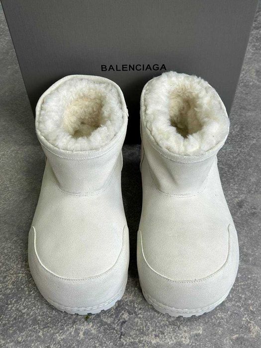Уггі BALENCIAGA ALASKA SKI FUR BOOTS ботинки белые чоботи білі ugg low
