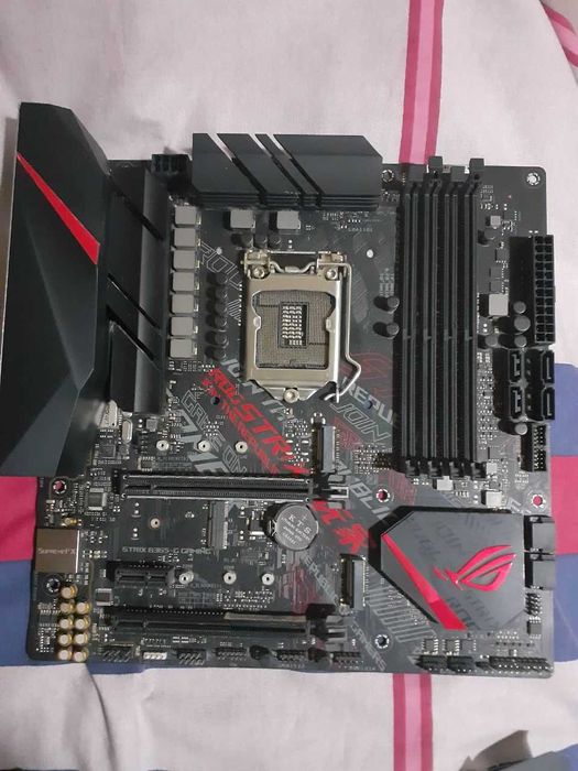 Asus ROG Strix B365-G Gaming LGA1151v2