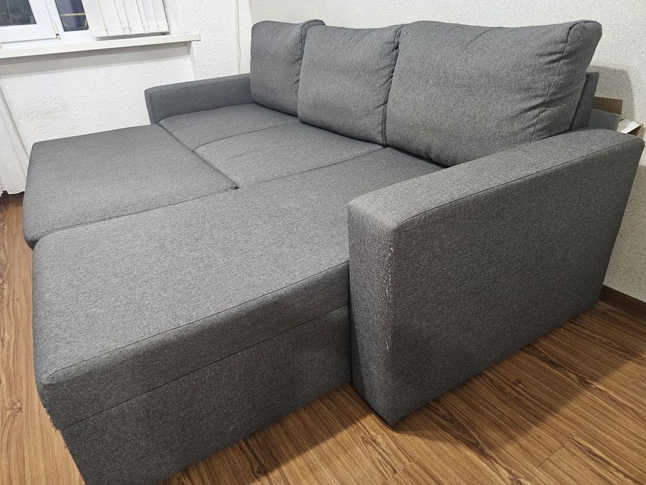 Продам раскладной диван тёмно- серый