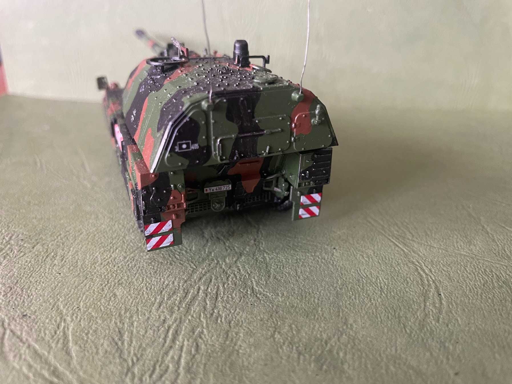 Panzerhaubitze 2000 (PzH 2000) - model w skali 1/72