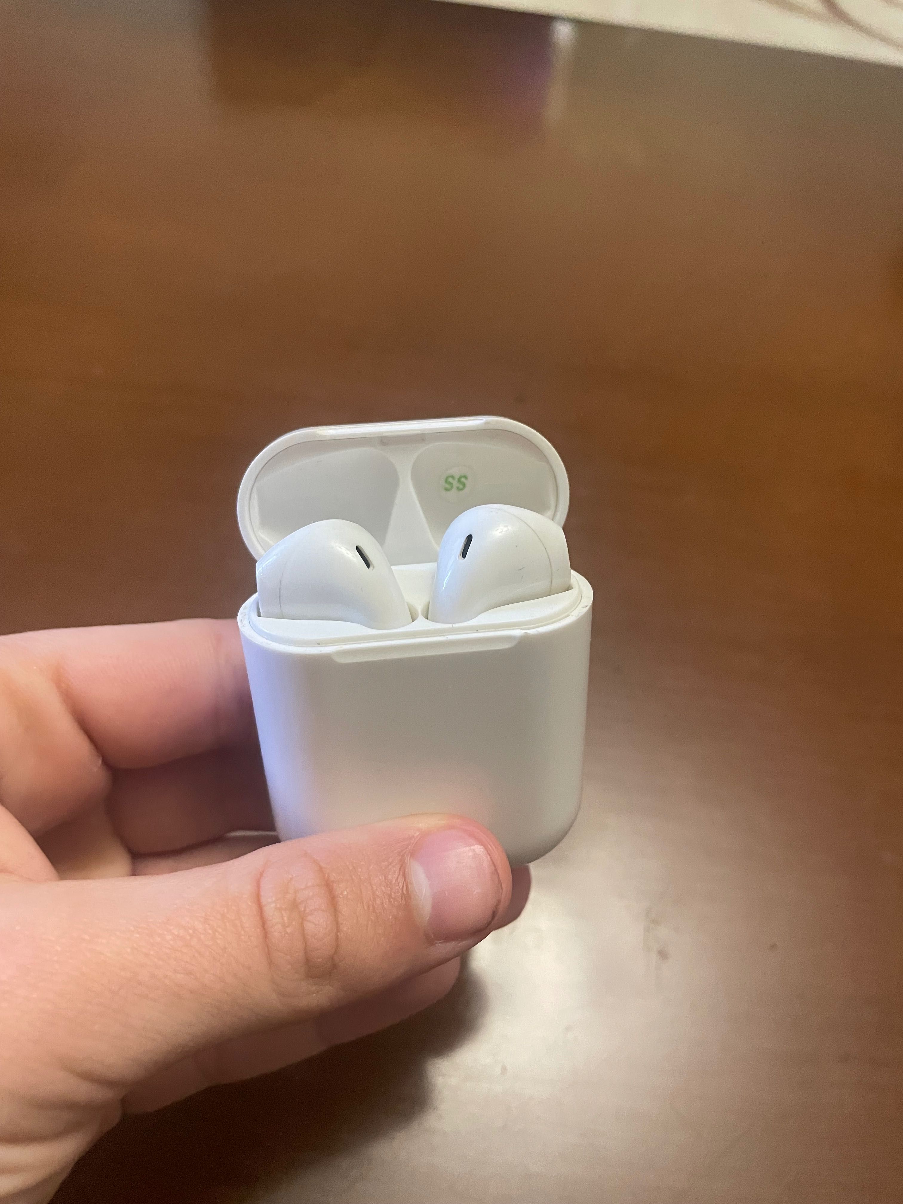 Наушники Air pods