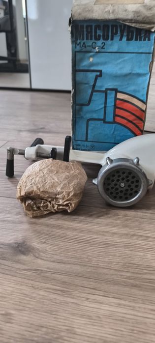 Maszynka ręczna do mielenia mięsa nowa
