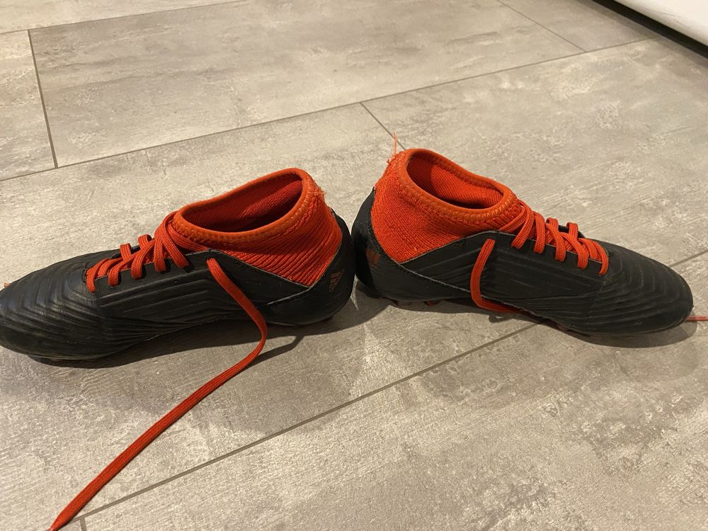 Buty piłkarskie korki chłopięce Adidas, rozm. 36, stan bdb