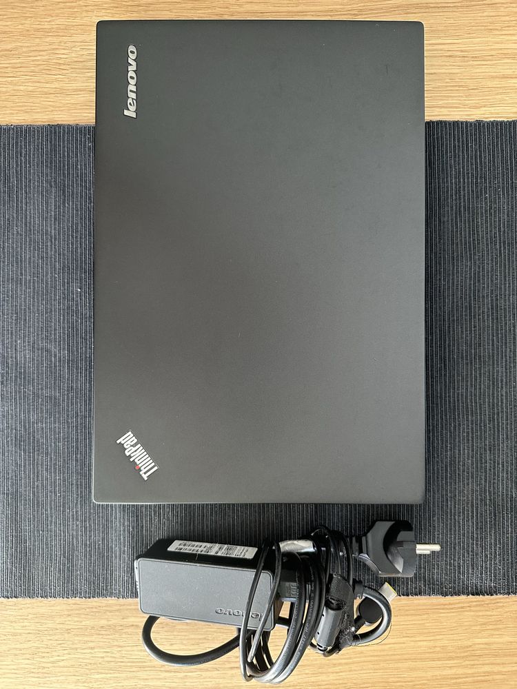 Lenovo ThinkPad T440s i5-4300u 8GB Ram 240GB SSD Windows 10 Pro