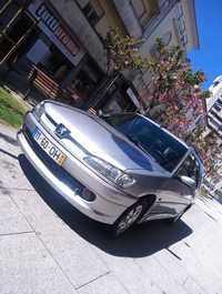 Peugeot 306 SW 1.4 é só meter gasolina e andar