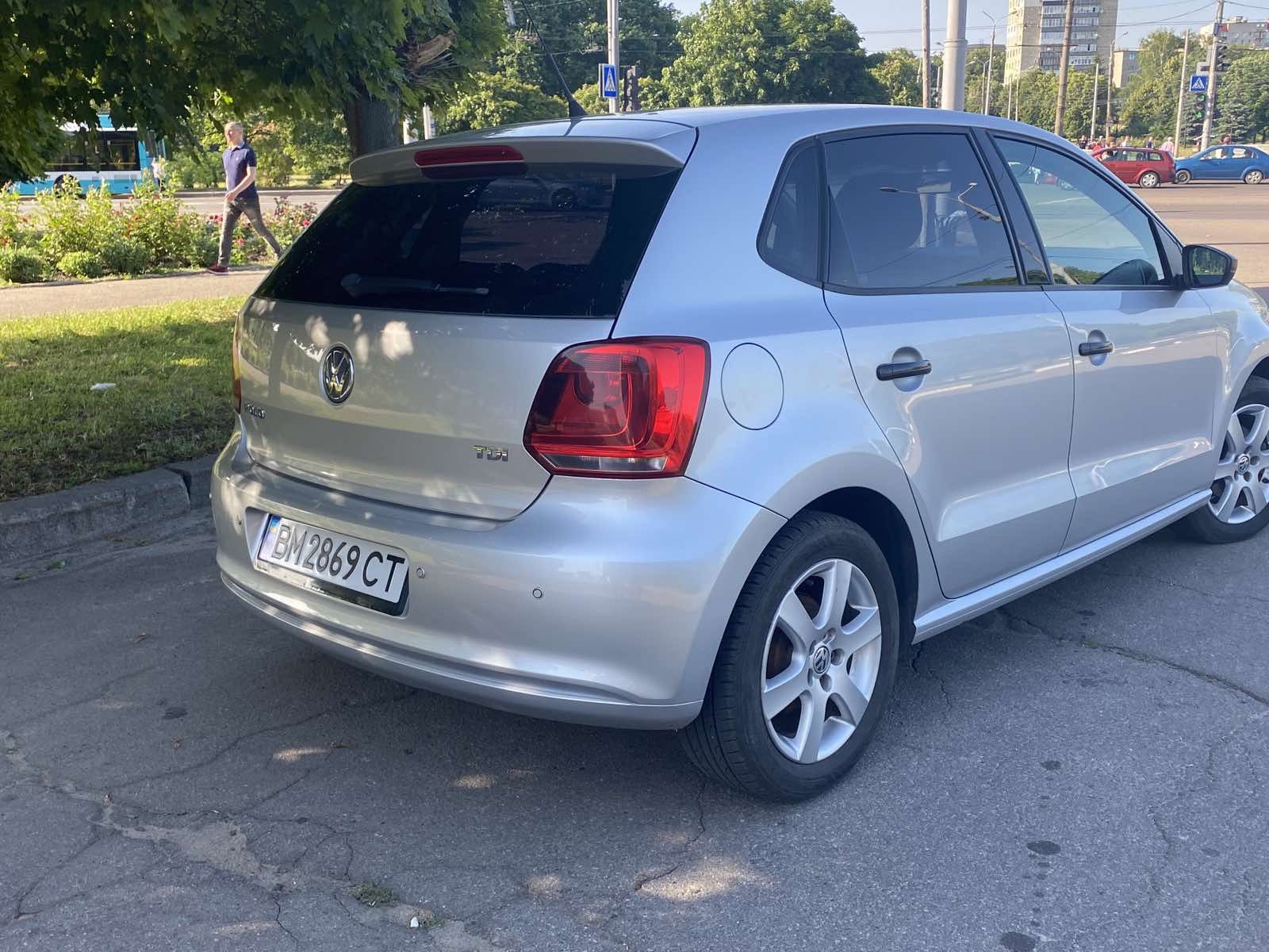 Продам VW polo 2011 хетчбек