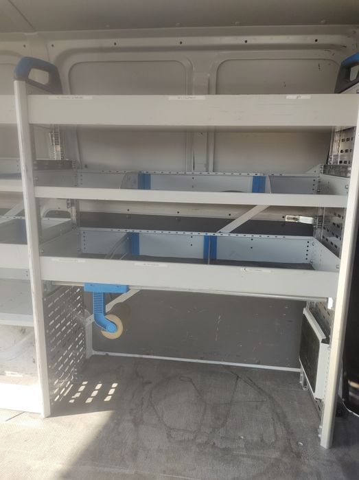 Zabudowa serwisowa Sartimo regał zabudowa VW transporter