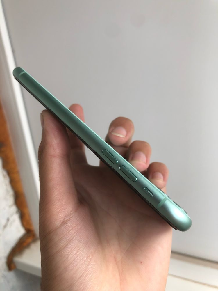 IPhone 11 green 128gb