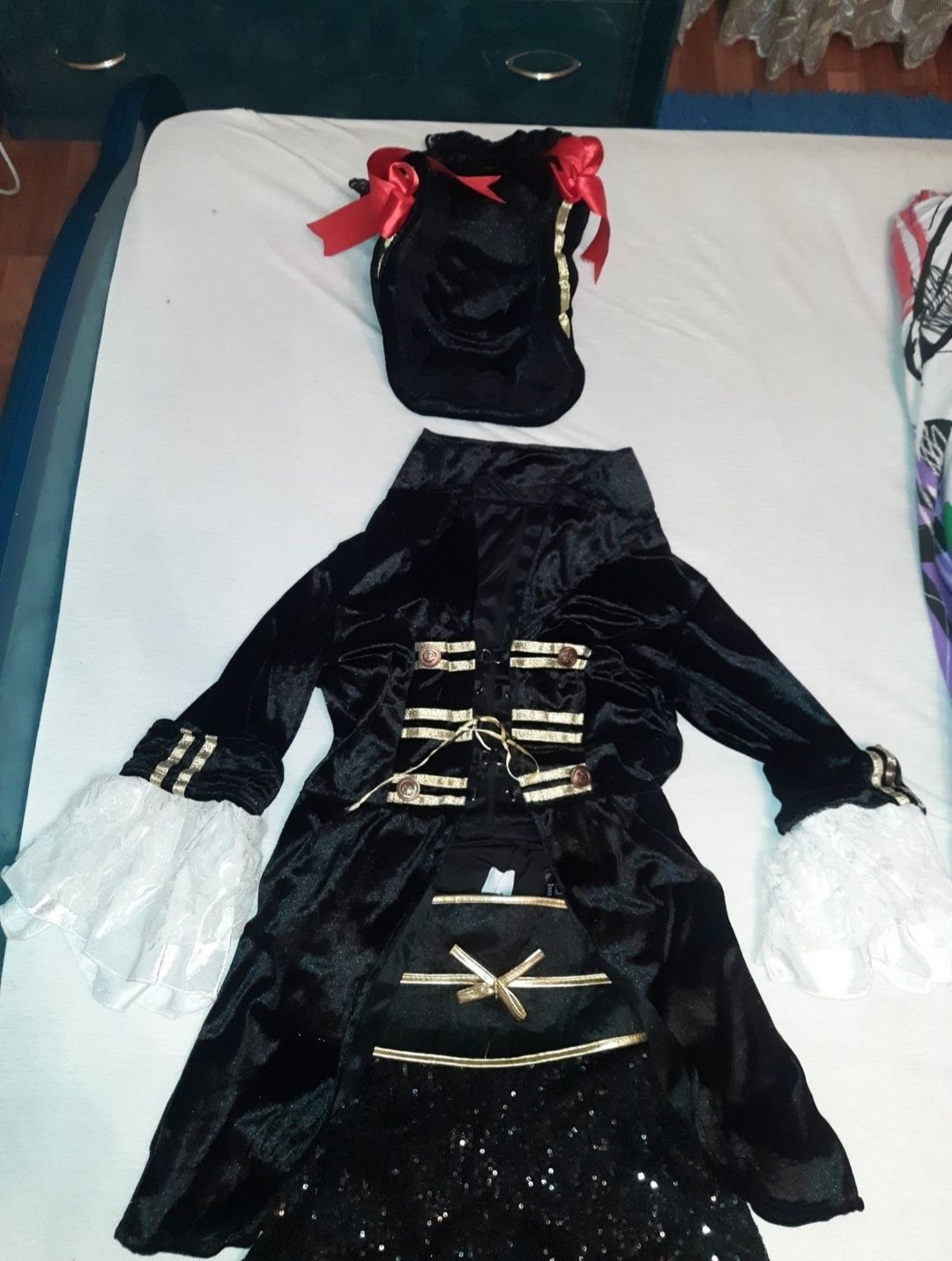 Карнавальный костюм Пират от 8-12 лет.