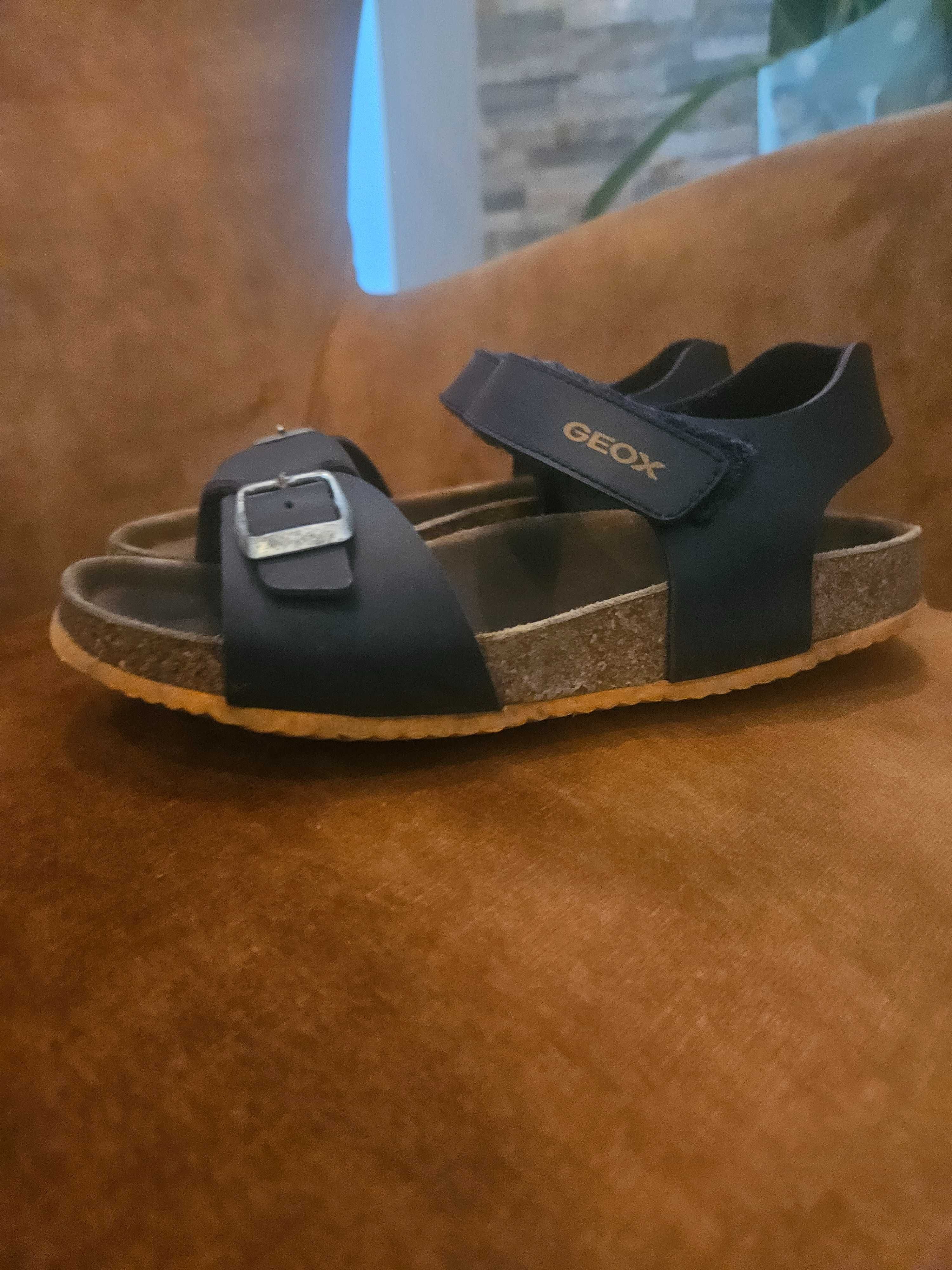 Sandalki geox 35 skóra
