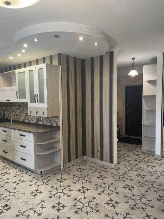 Простора та світла 3-кімнатна квартира 75 м² Урлівська 23-В