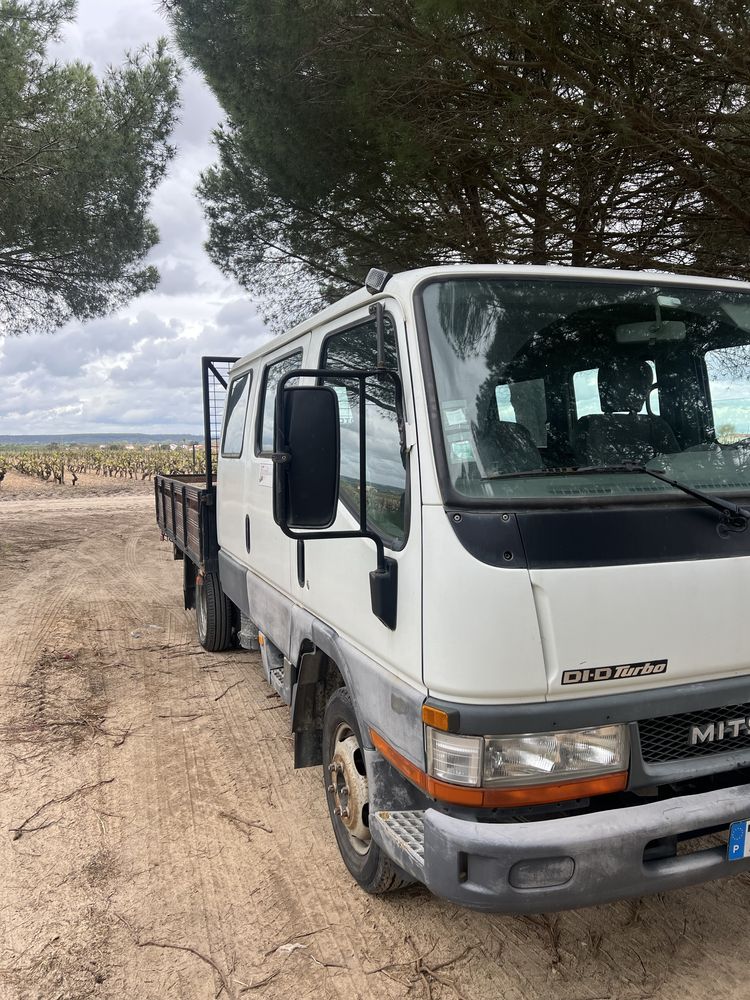 Mitsubishi canter 9 lugares