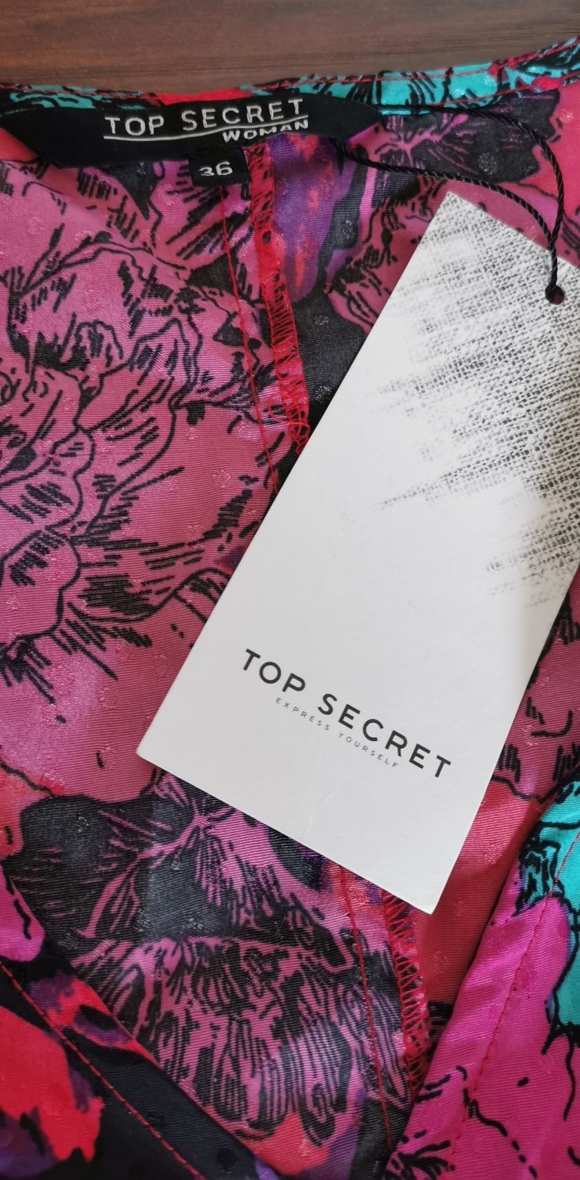 Sukienka Top Secret w rozmiarze 36 kwiaty kolorowa midi nowa