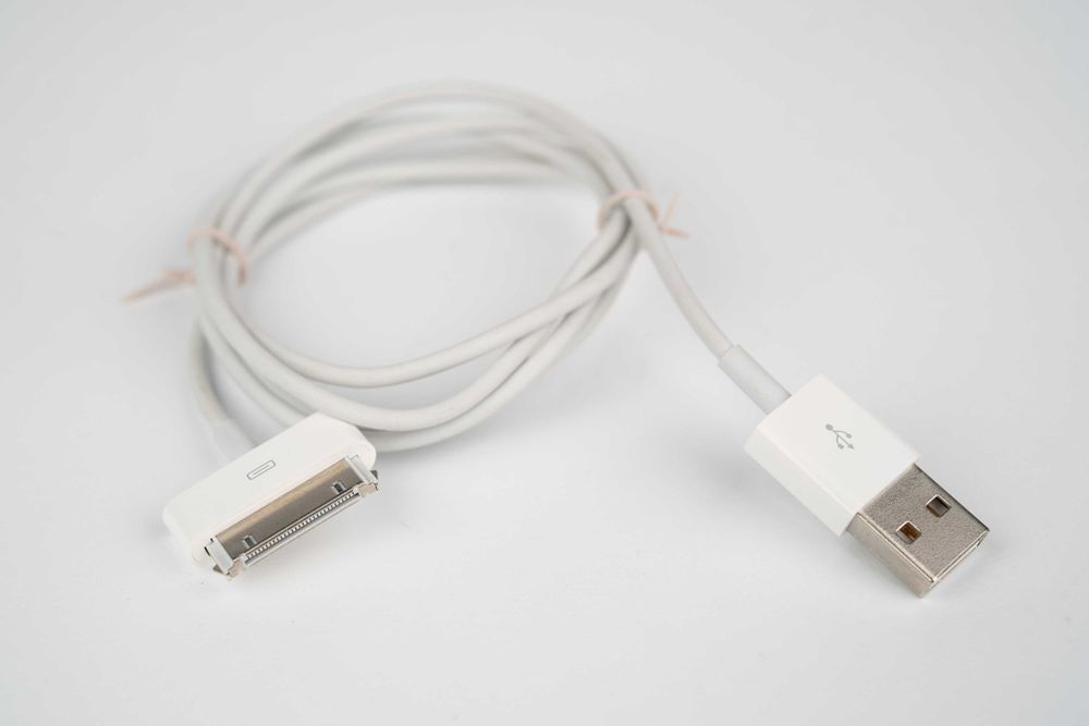 Кабель Apple 30-Pin to USB оригінал длястарих моделей iPhone iPod iPad