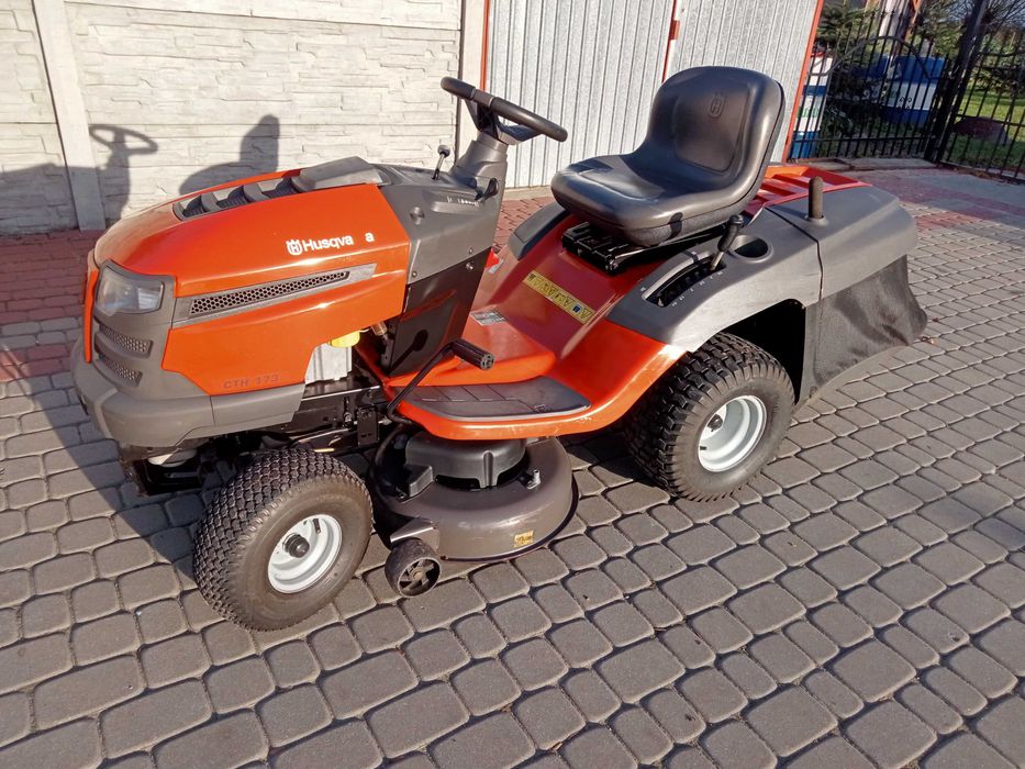 Traktorek kosiarka HusqvarnaCTH173 z pompą oleju