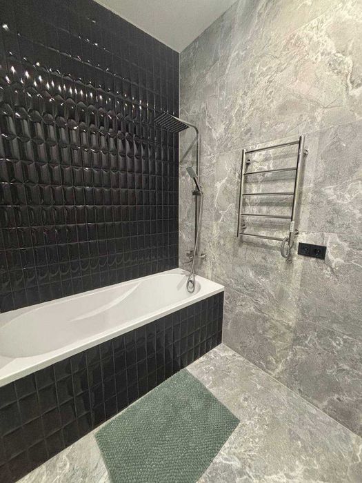 Продаю квартиру в самому центрі міста ЖК "Main House !
