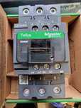 TeSys Deca Stycznik mocy 40A 3P 230V AC 1Z 1R (EVK) LC1D40AP7