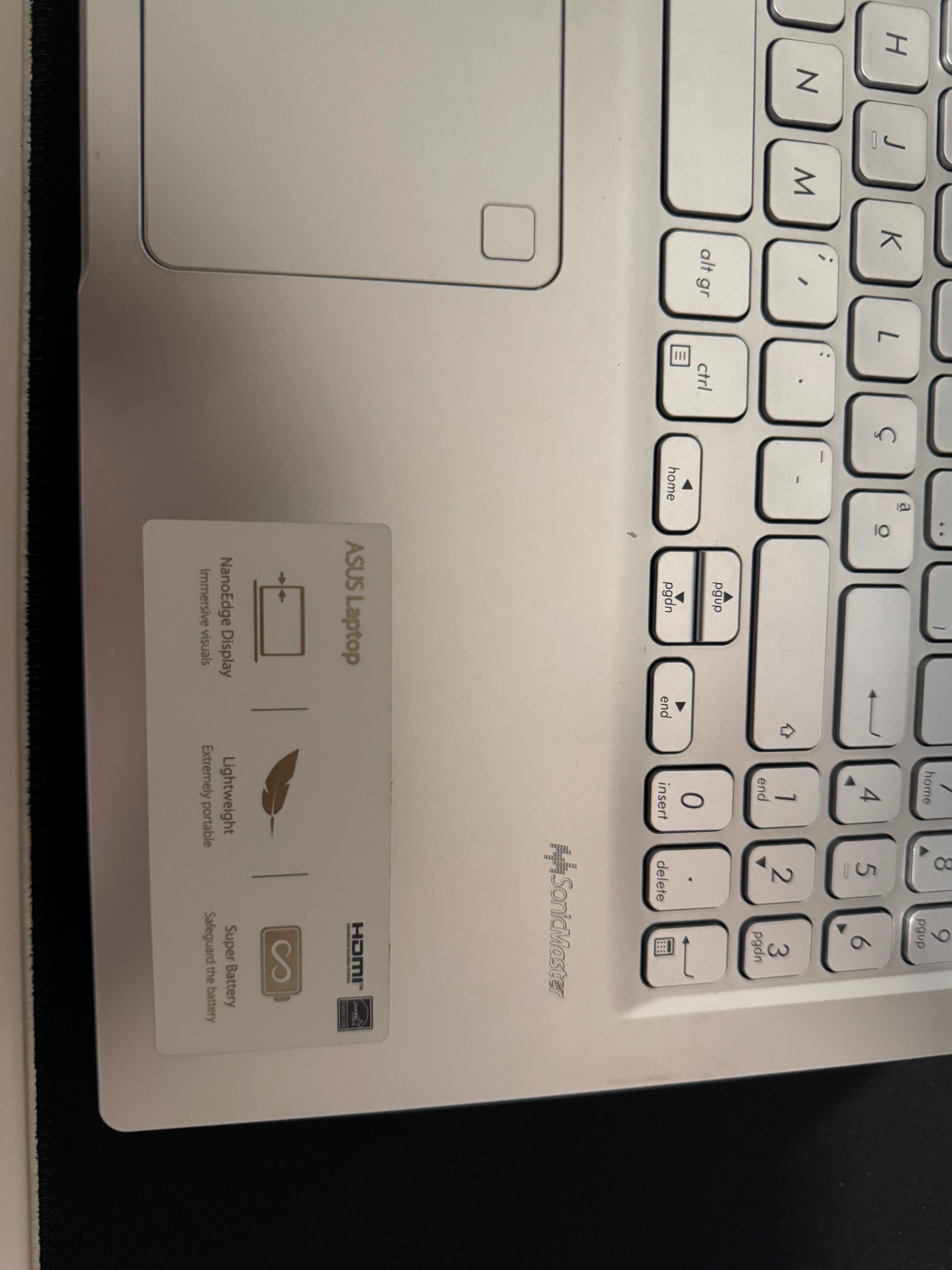 Portátil Asus AMD Ryzen 7