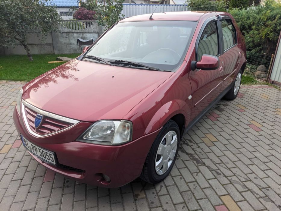 Dacia Logan 2007 рік 1.6 Бензин 77 кВт Седан