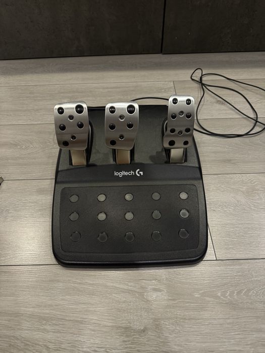 Kierownica Logitech g29