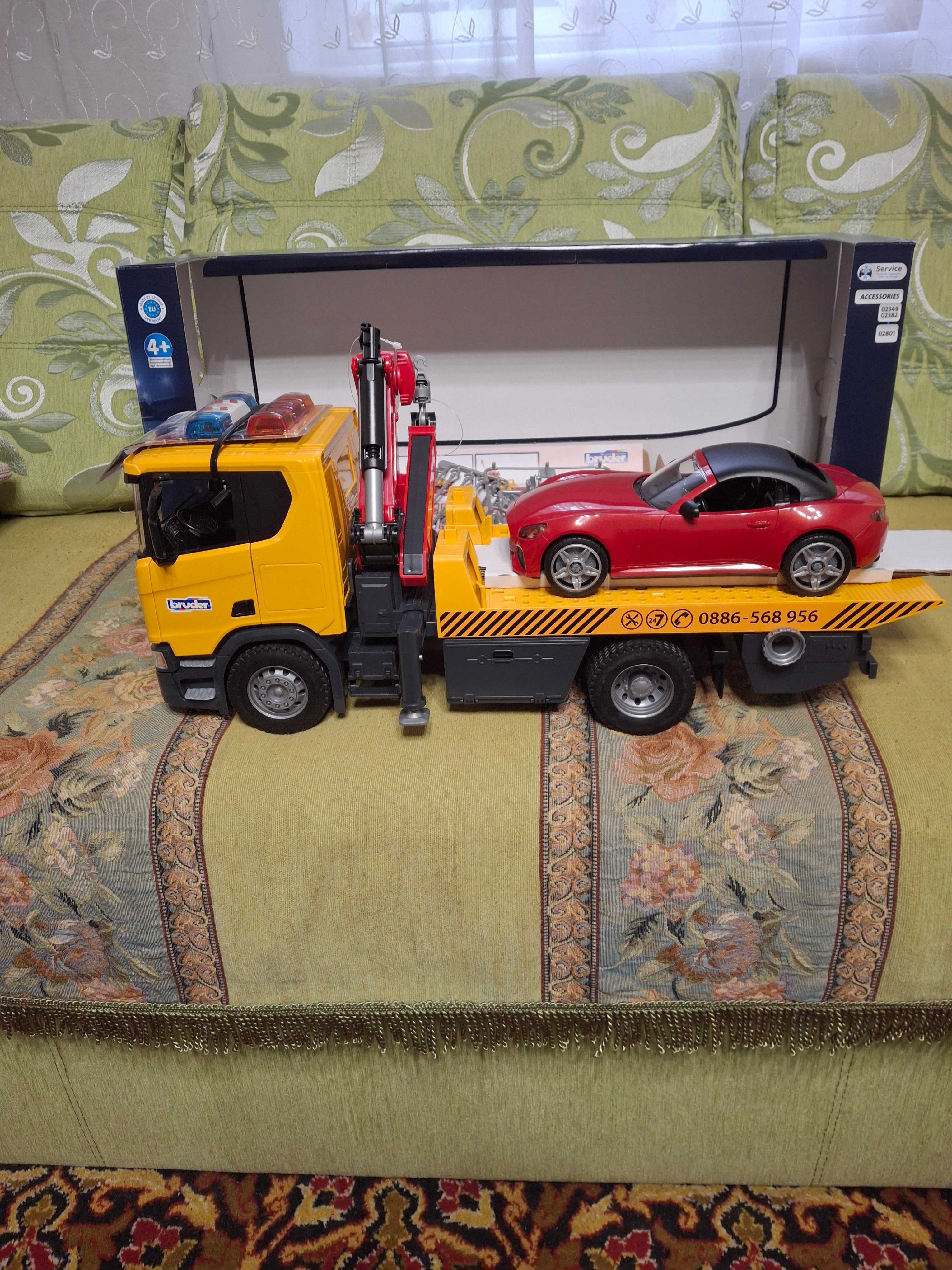 Эвакуатор Skania Super 560R с краном от Bruder (03552)