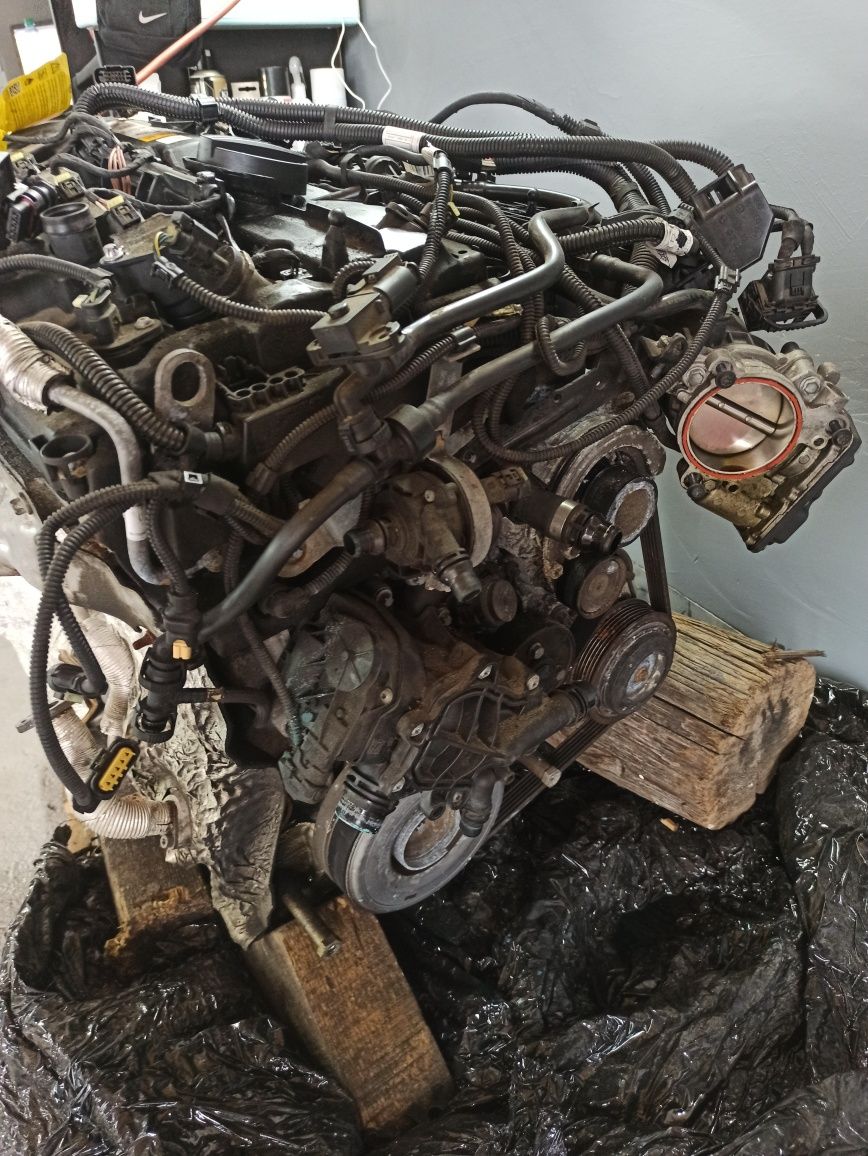 Двигун запчастини Bmw B46 b48  B48B20B