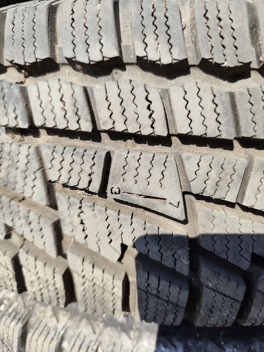 Komplet opon zimowych 195/65/15