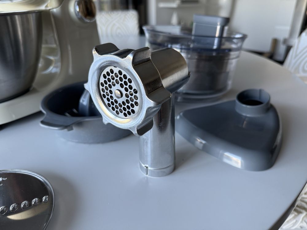 Robot de Cozinha Kenwood Chef com Vários Acessórios – Bom  Estado
