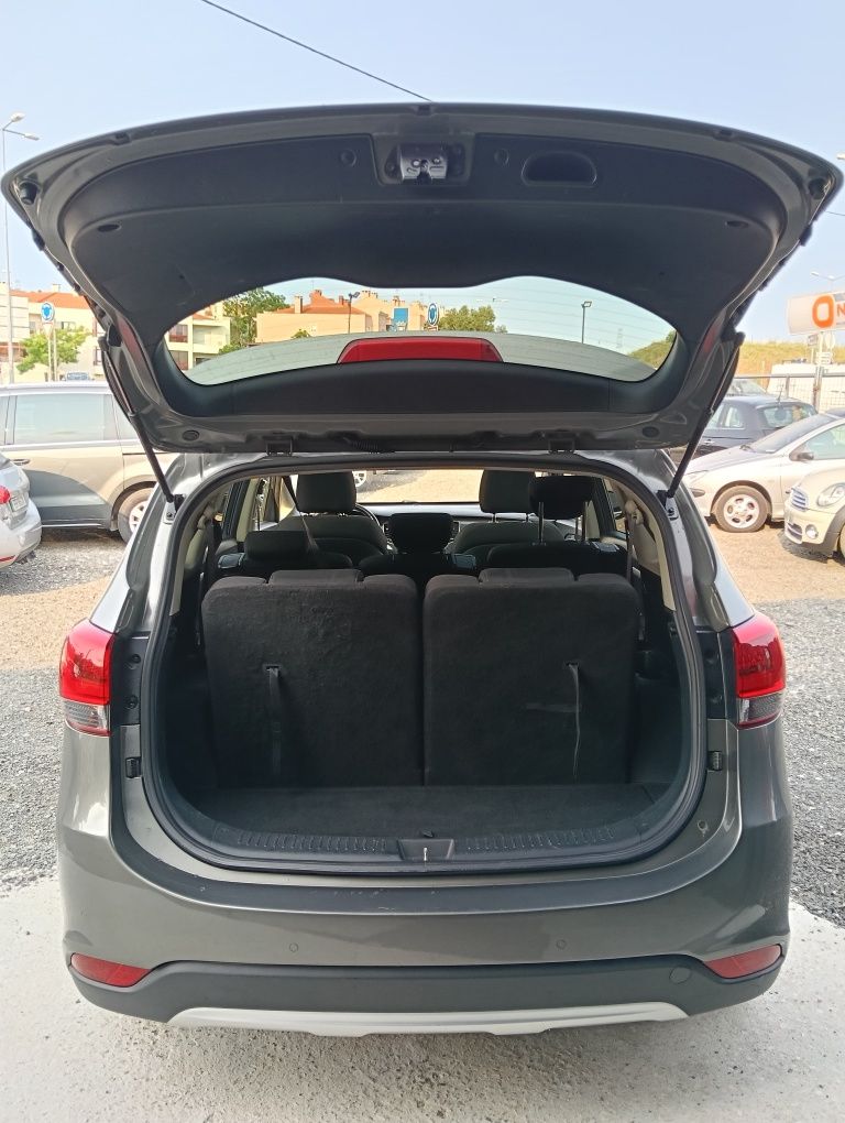 Kia Carens 1.7CRDI, 7 lugares, teto panorâmico,ano 2018, NACIONAL,175€
