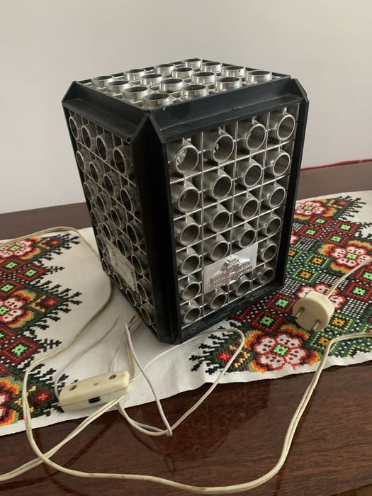 Нічний світильник, настільна лампа