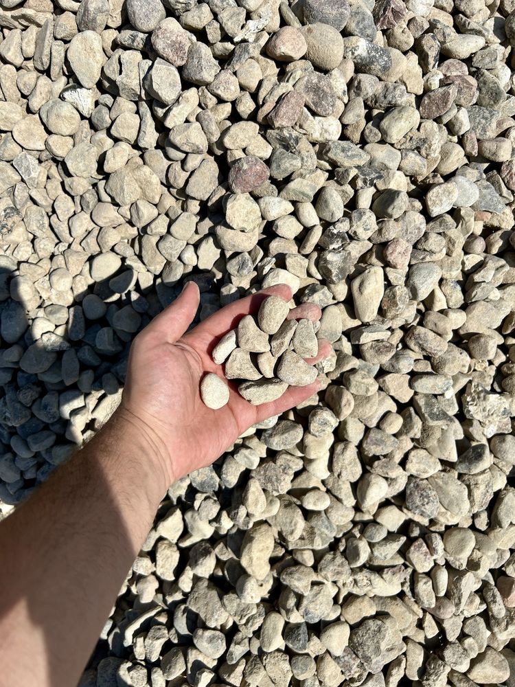 Gruz BETONOWY ceglany Tłuczeń piach płukany piasek utwardzanie ziemia