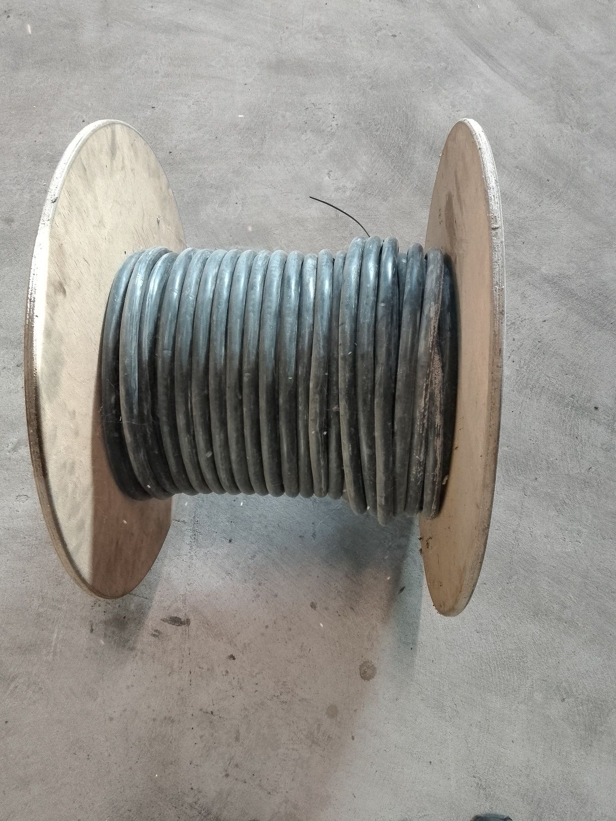 Sprzedam kabel 4x10