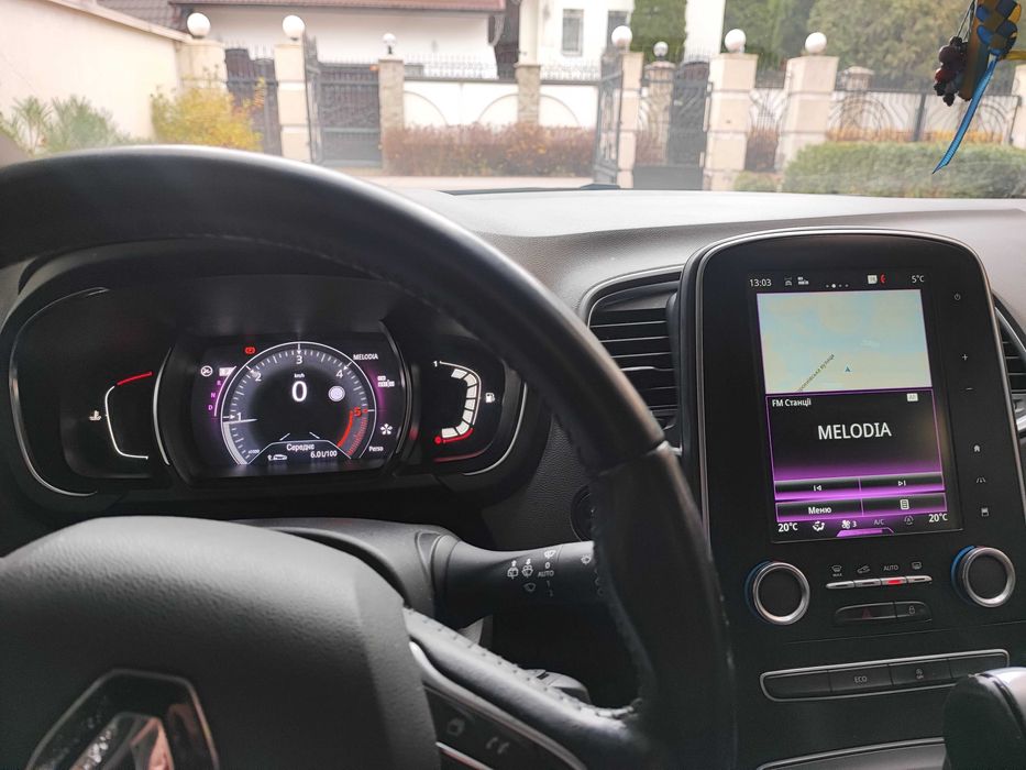 Авто Рено Гранд Сценік 4