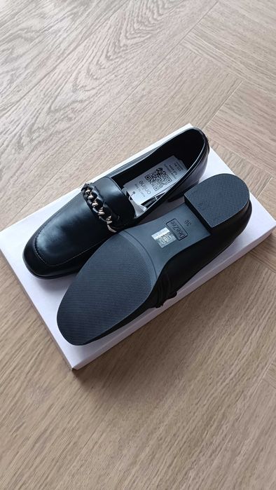 Nowe, czarne mokasyny DeeZee r. 39