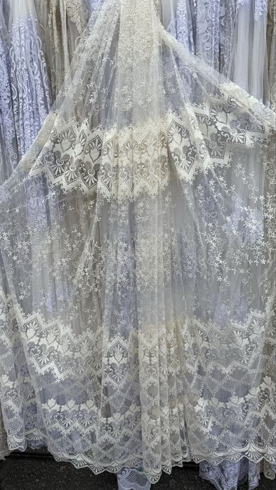 Продаю залишки тюль.