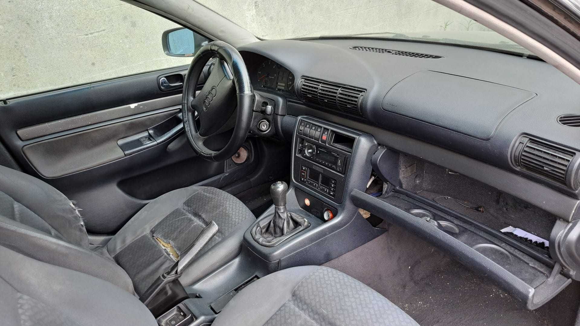 AUDI A4 B5 Avant (8D5) 1.9 TDI Diesel (110 cv / 81 kW, de 1997