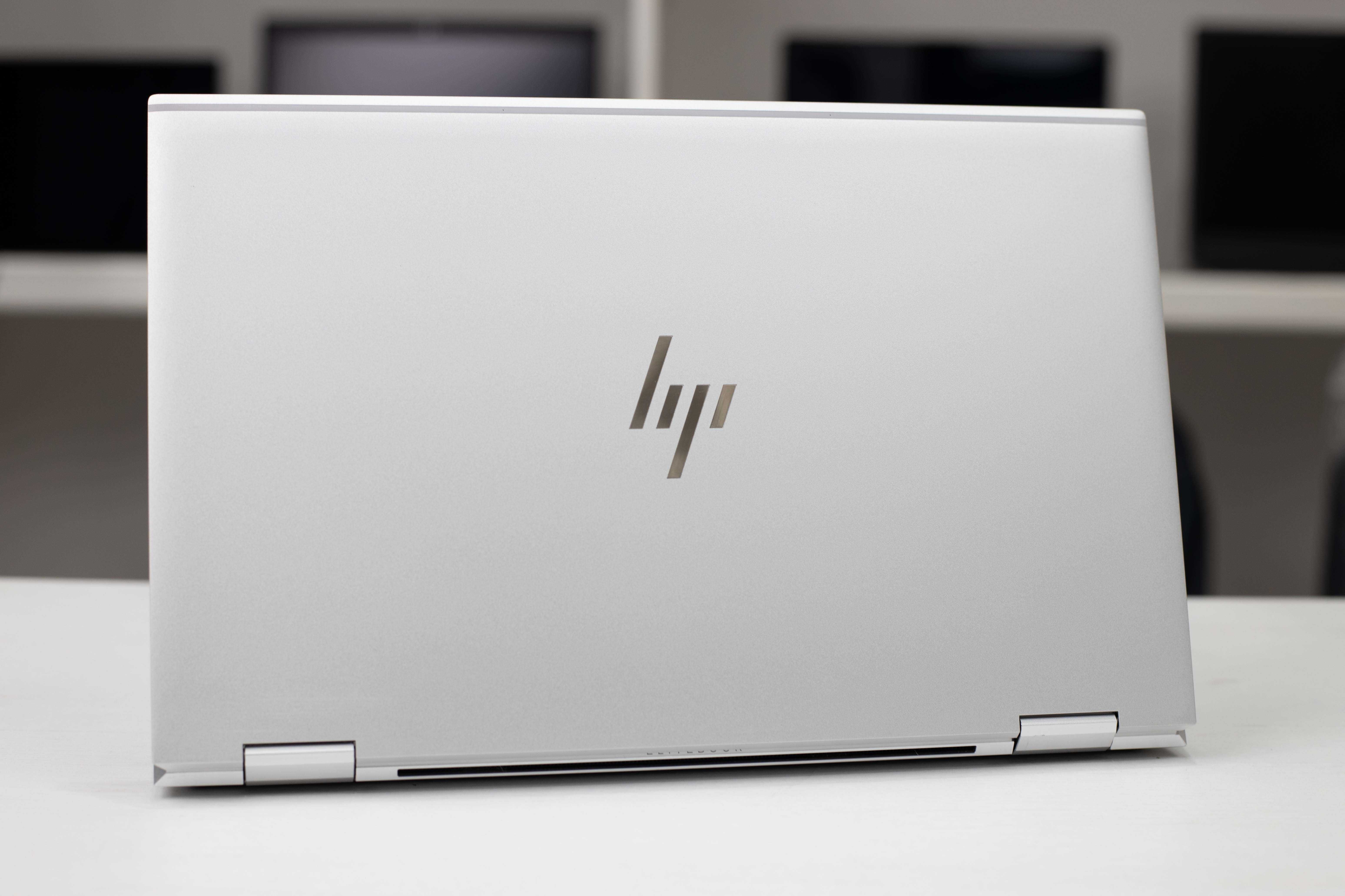 HP EliteBook X360 1040 G8 i7-1185G7 32RAM 256Gb SSD TOUCH FHD IPS 14”