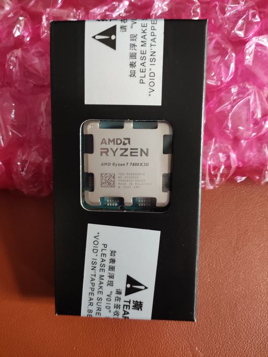 AMD Ryzen 7 7800X3D