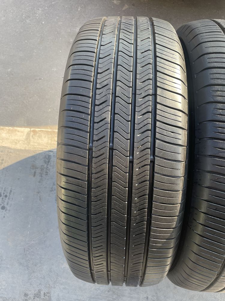 235/55/20 toyo open country a44