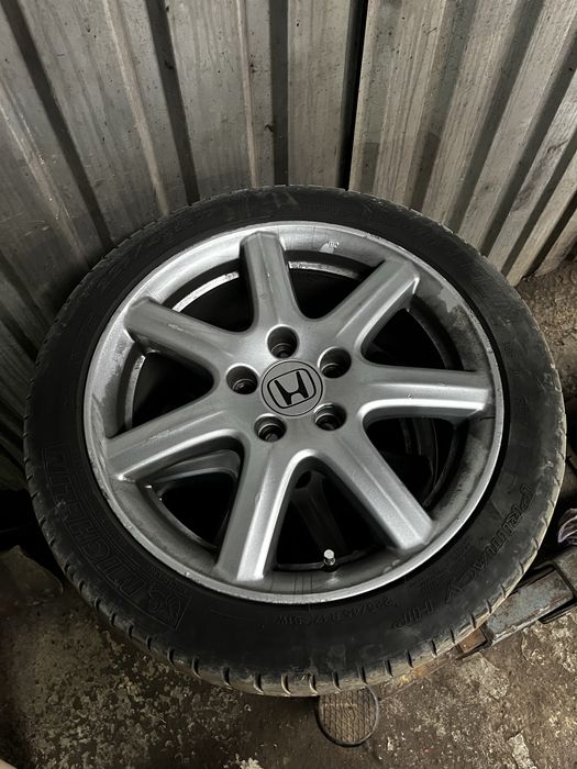Комлект дисків з гумою Honda r17 5x114.3