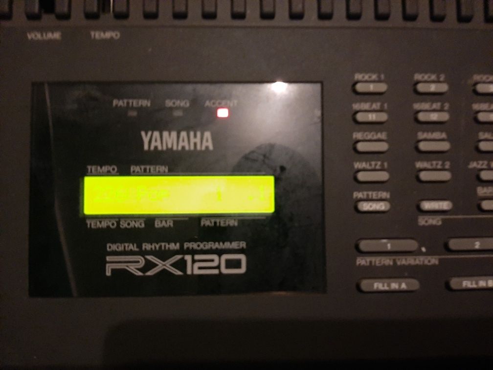 Automat perkusyjny Yamaha rx120