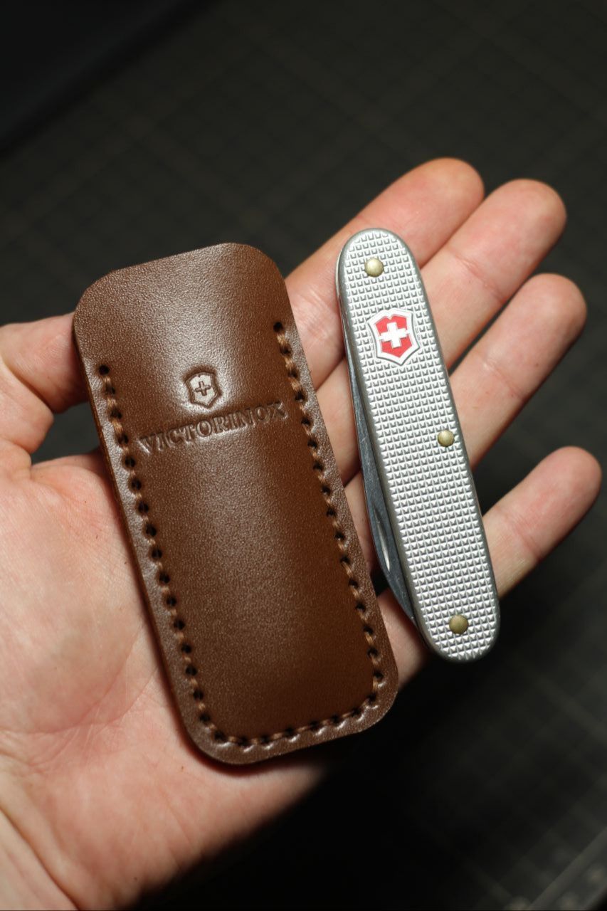 чехол из кожи Wenger Victorinox Leatherman