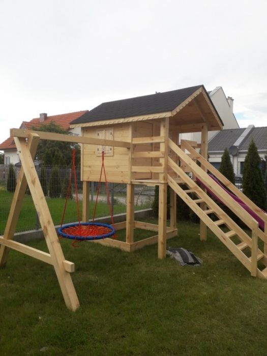 Plac zabaw altana altanka domek dla dzieci drewutnia domek letniskowy