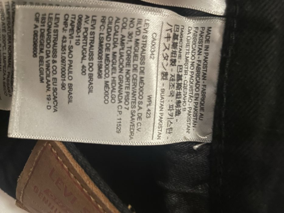 LEVIS 501  W40 L32 Пояс 51 Длина 109 см Черный Оригинал 100%