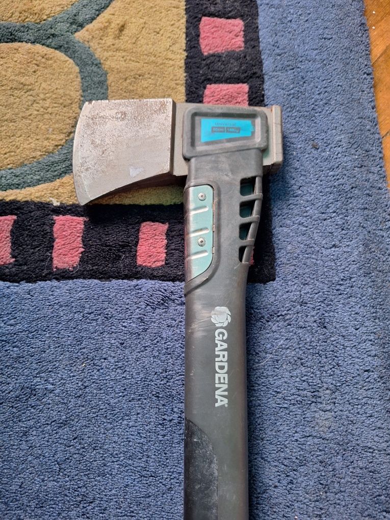 Siekiera Gardena uniwersalna 60 cm 1400 gram, jak Husqvarna do drewna