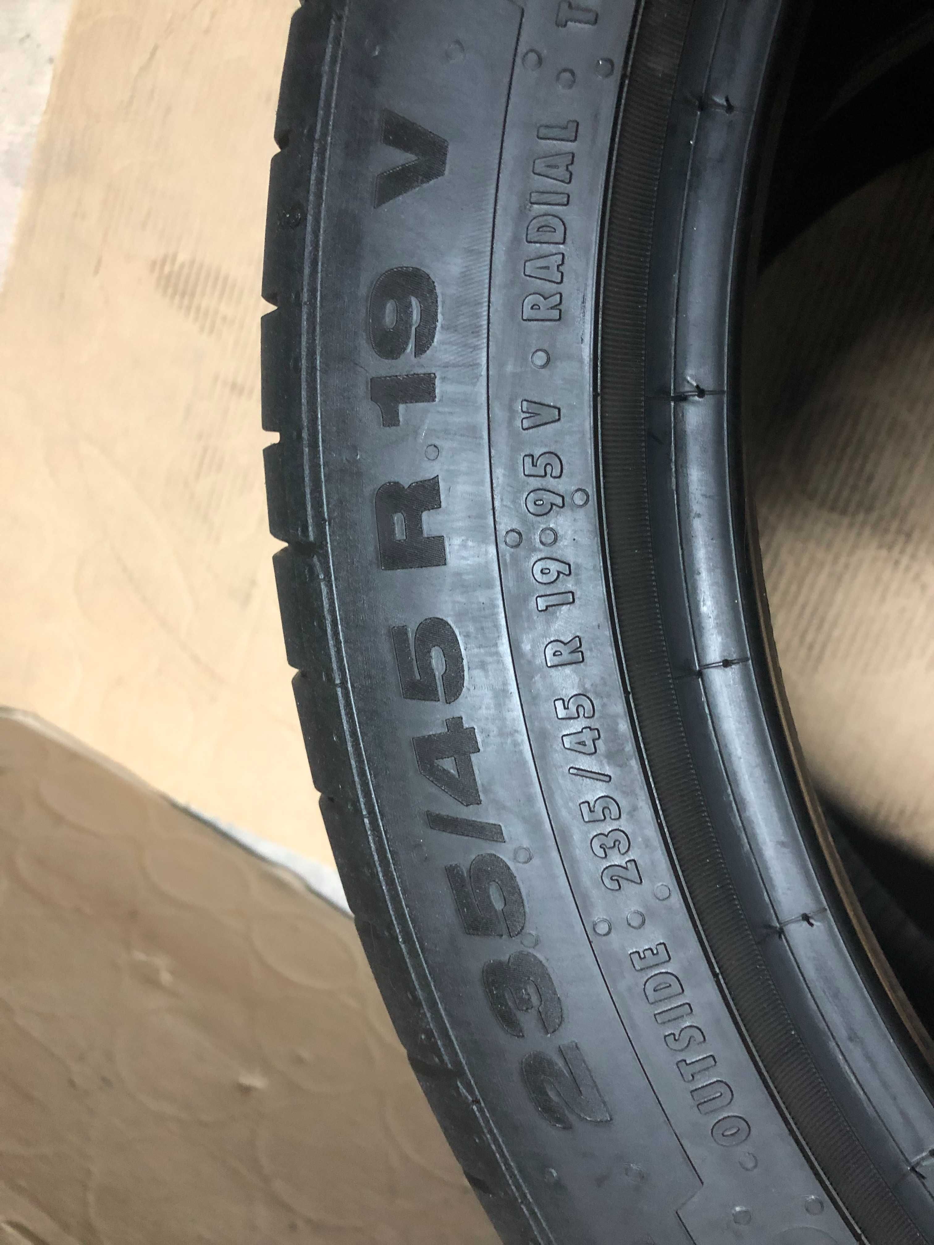 Continental Conti Sport Contact5 235/45 R19 2szt.