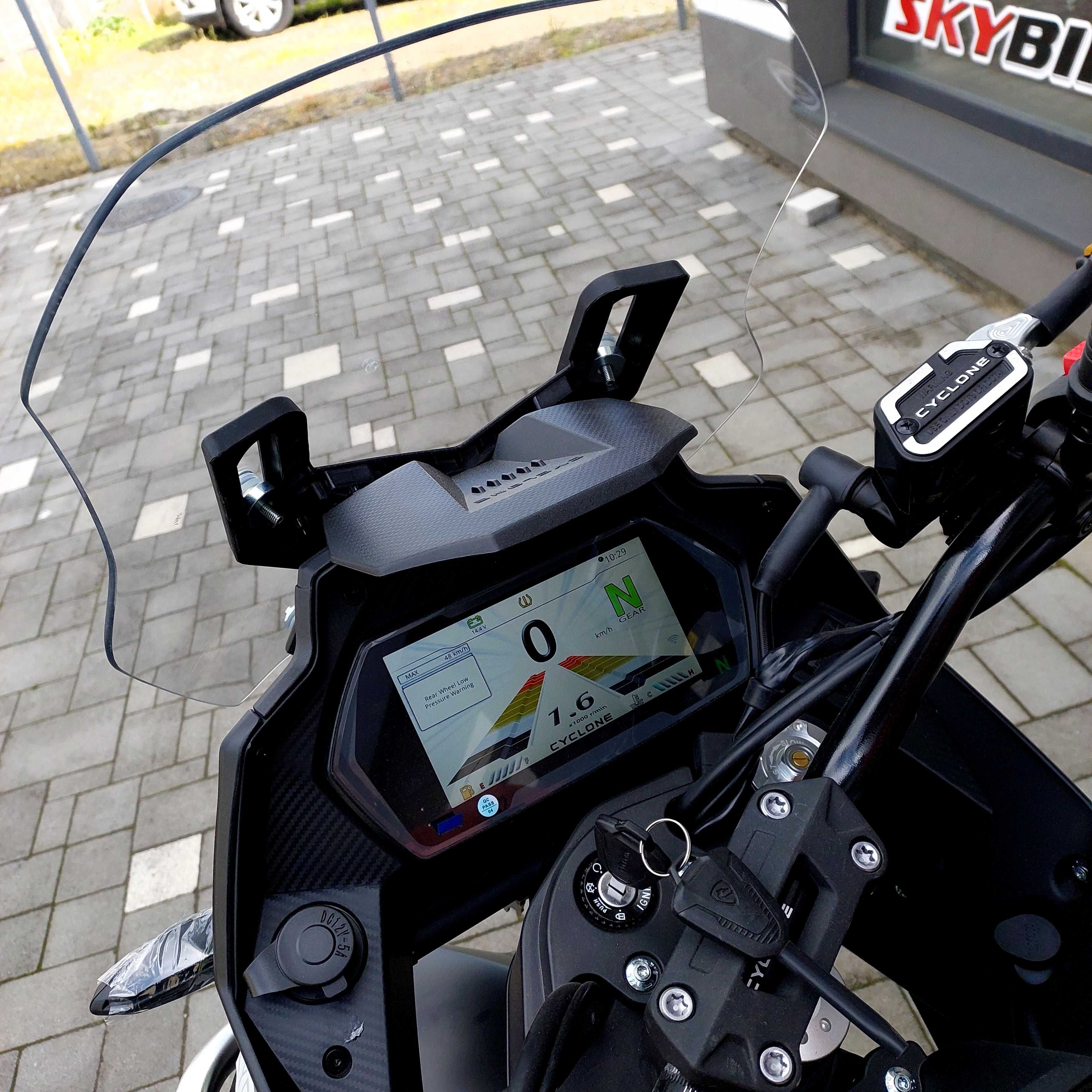 Знижка мотоцикл CYCLONE RX401, 45 к.с., двоканальний ABS, доставка